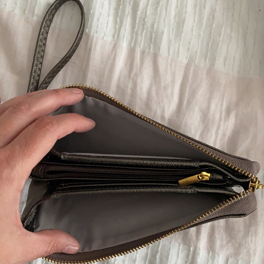 Wristlette - Picture 2 of 9